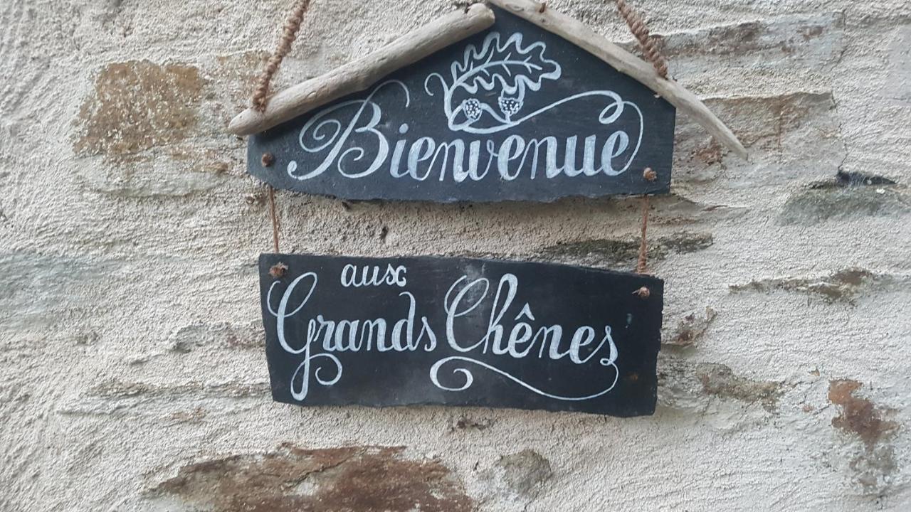 Domaine Des Grands Chenes Bed and Breakfast Preveranges Buitenkant foto